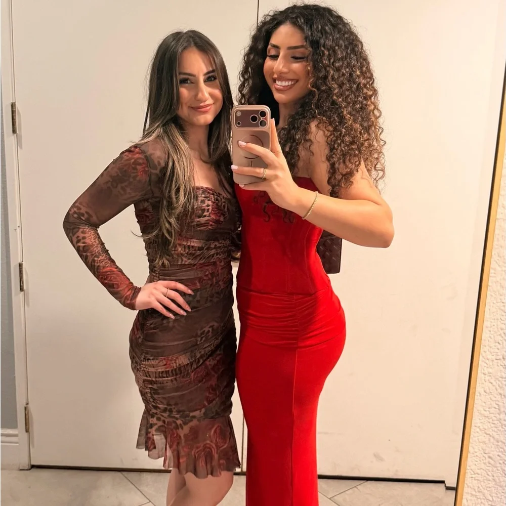 Chic Strapless Red Dress - Picture 3 of 5